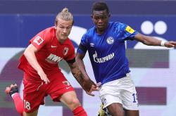 开云体育中国-奥格斯堡队主场大捷，领先对手一步