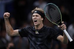 开云体育-澳网翻盘戴维斯杯，兹维列夫点燃赛场