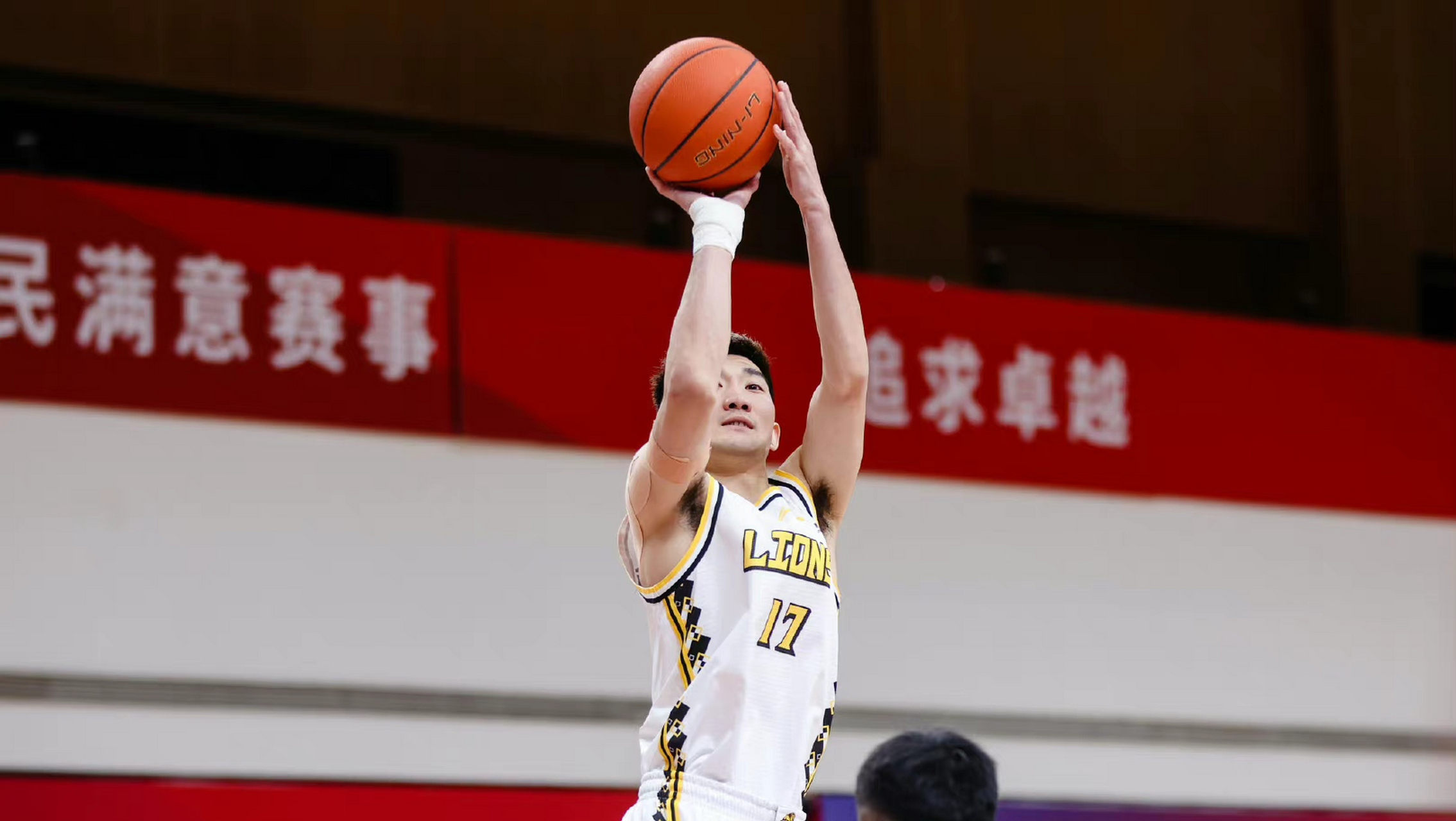 关于贵州男篮取胜不易，实力有待检验的信息