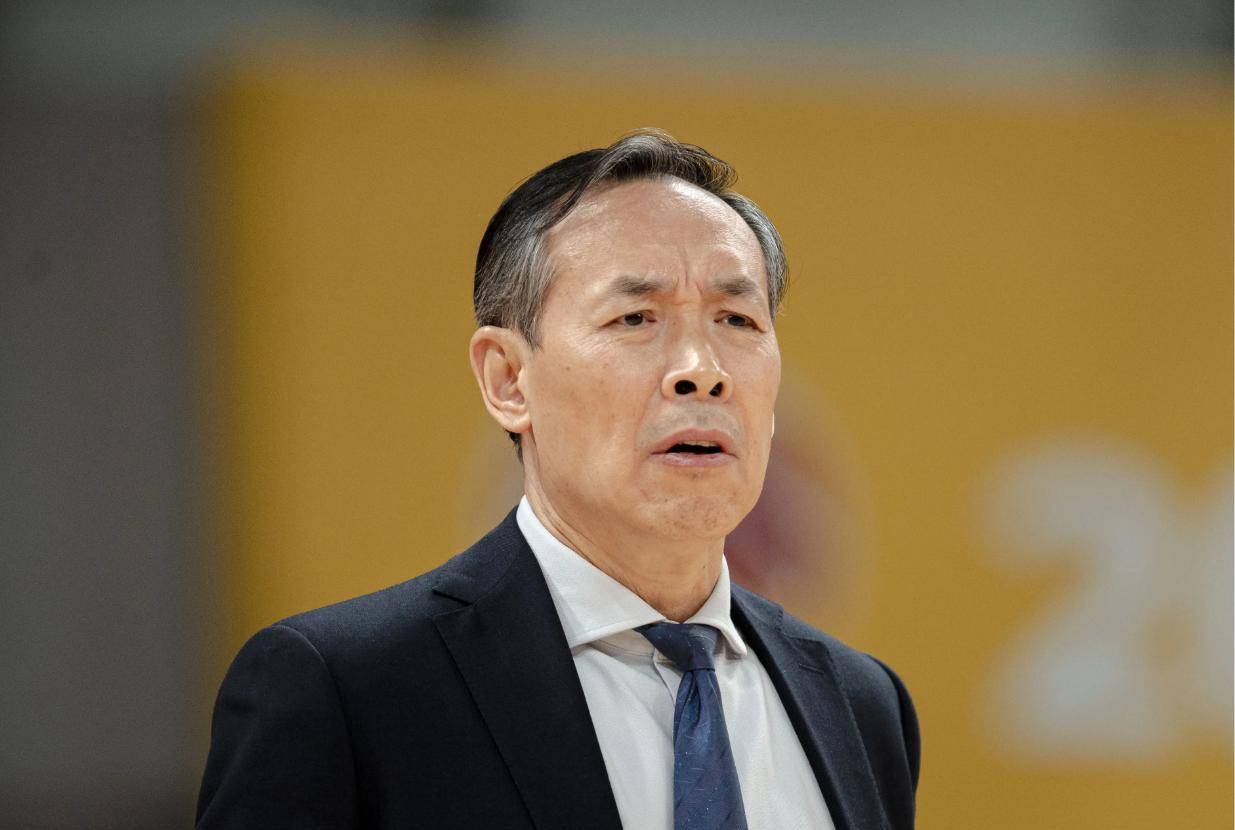 临场指挥功力，主教练成赛事关键