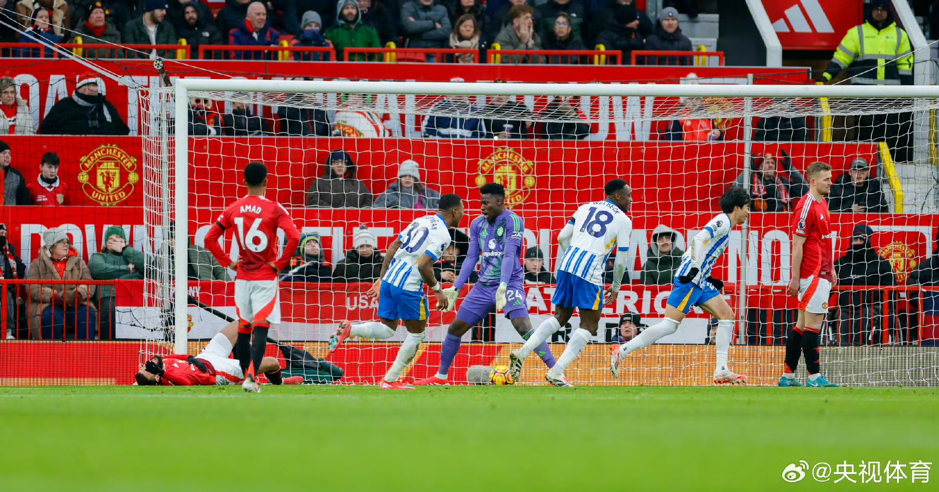 包含曼联客场失利，英超联赛排名下滑局势严峻的词条