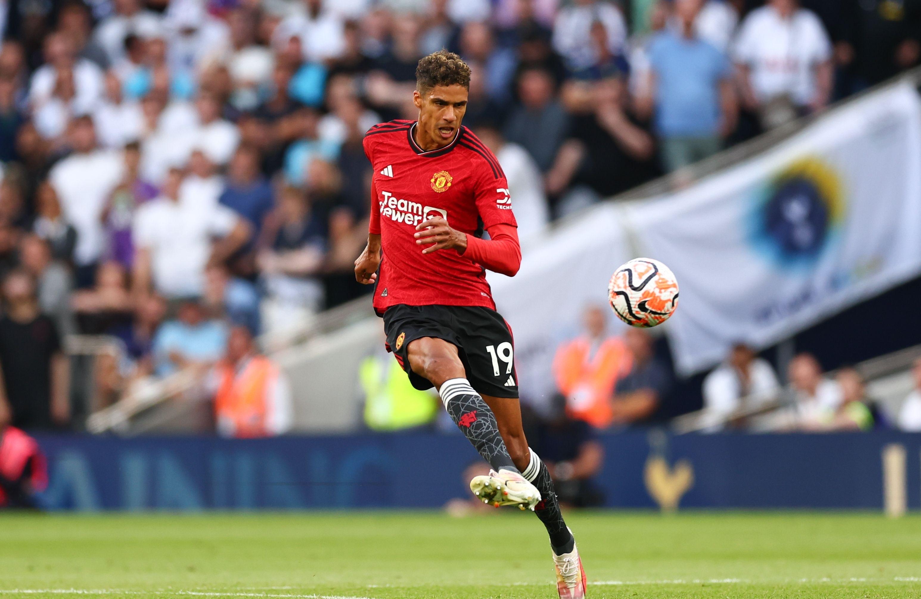 曼联努力争取胜利,球迷信心重新燃起 曼联努力争取胜利,球迷信心重新燃起