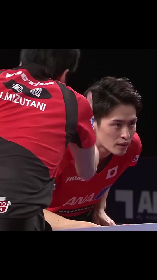 包含德国乒乓球队绝杀英国乒乓球队，许昕统治全场的词条